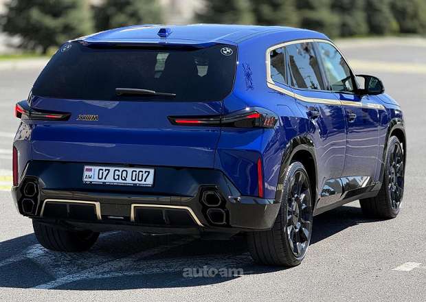 BMW XM