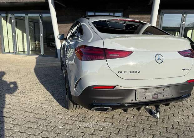 Mercedes-Benz GLE 300