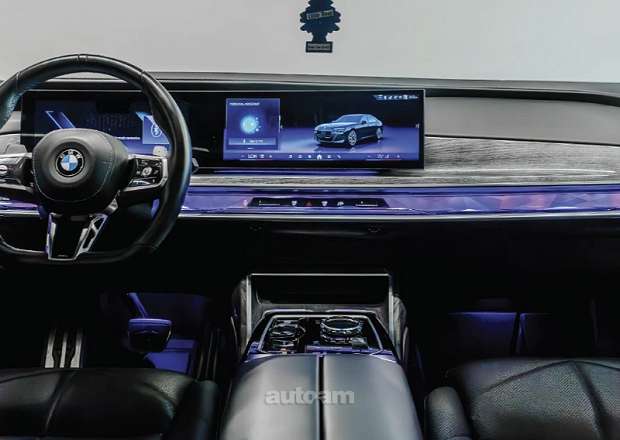 BMW 740