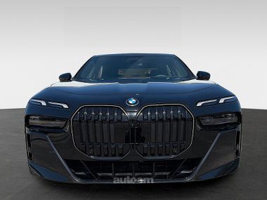 BMW i7  2024 