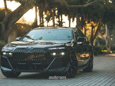 BMW i7  2024 