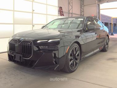 BMW i7  2024 