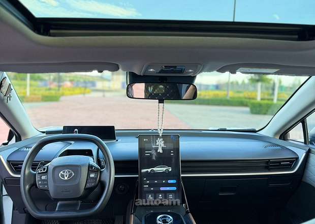 Toyota Bz3
