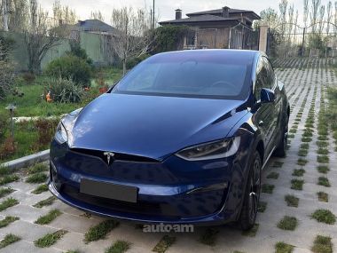 Tesla Model X  2023 