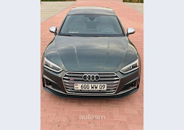 Audi S5