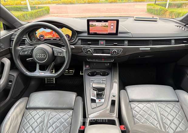 Audi S5