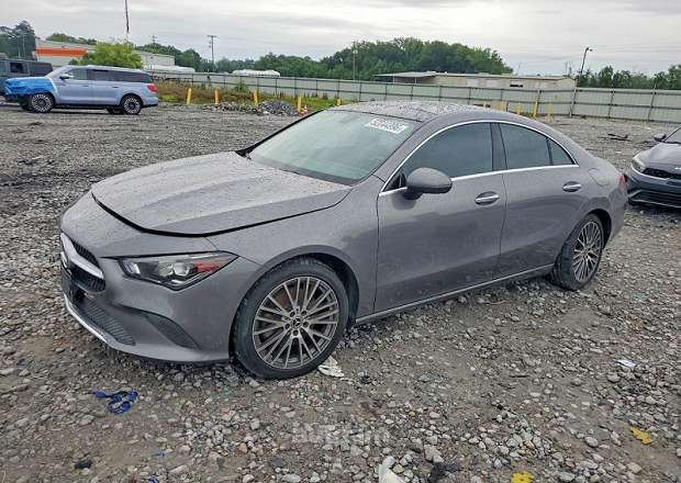 Mercedes-Benz CLA 250