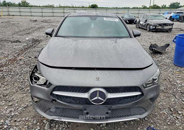 Mercedes-Benz CLA 250