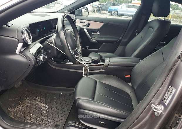 Mercedes-Benz CLA 250