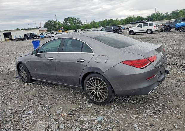 Mercedes-Benz CLA 250