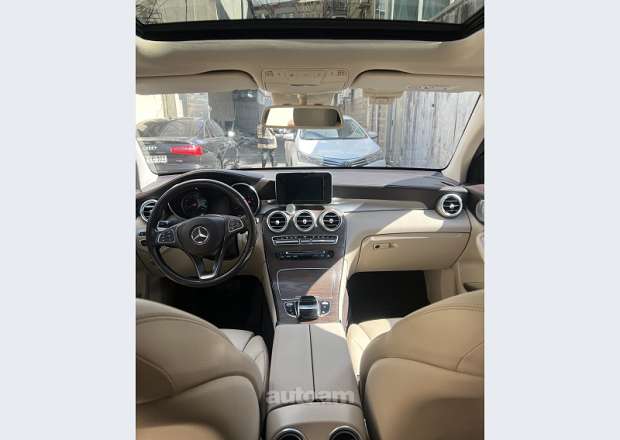 Mercedes-Benz GLC 300