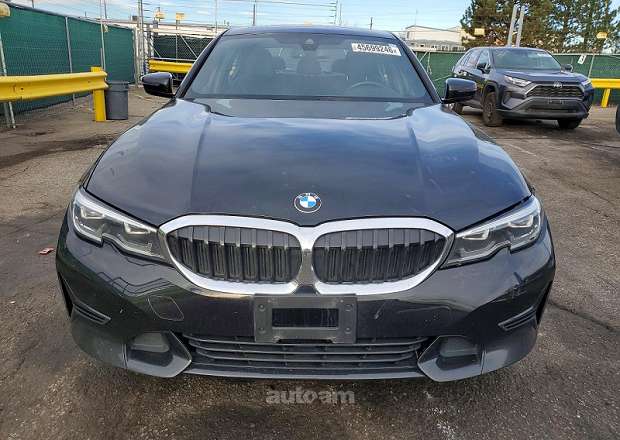 BMW 330