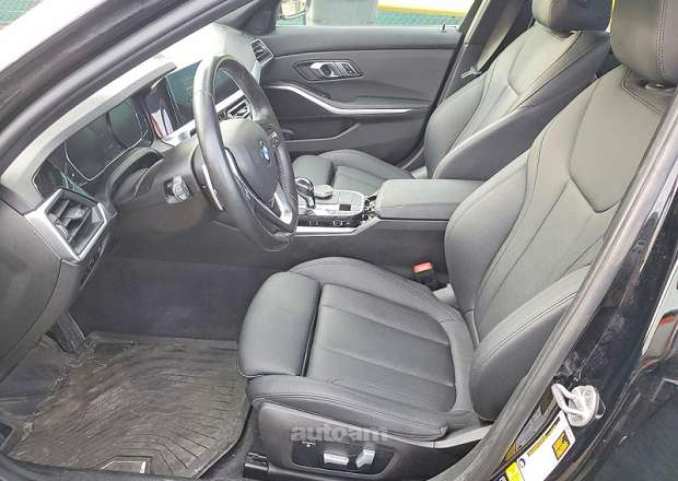 BMW 330