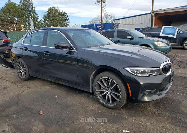 BMW 330