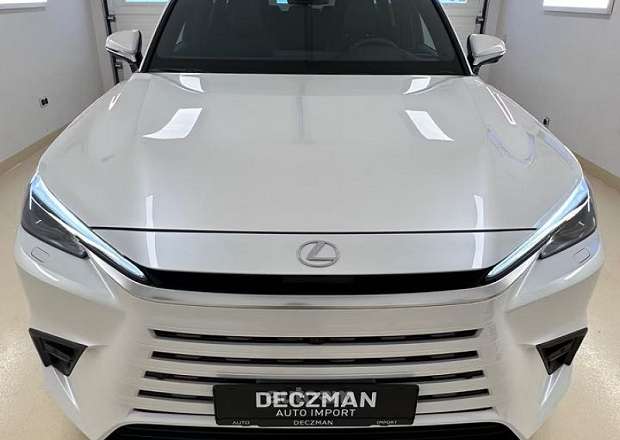 Lexus TX