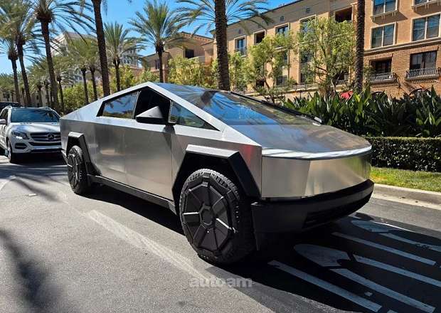 Tesla Cybertruck