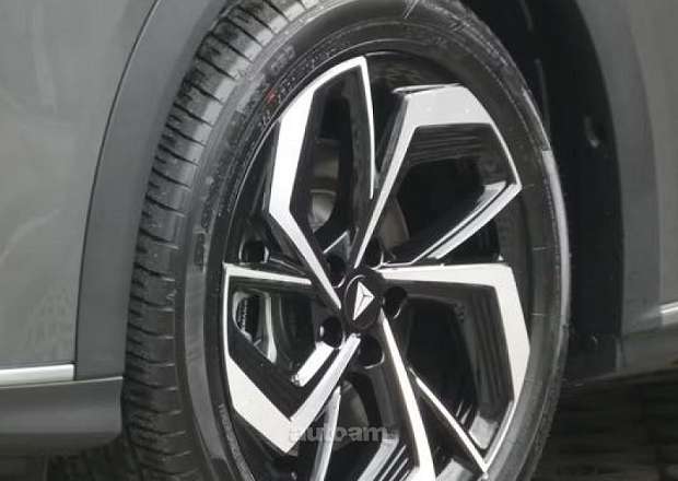 Changan Deepal S07