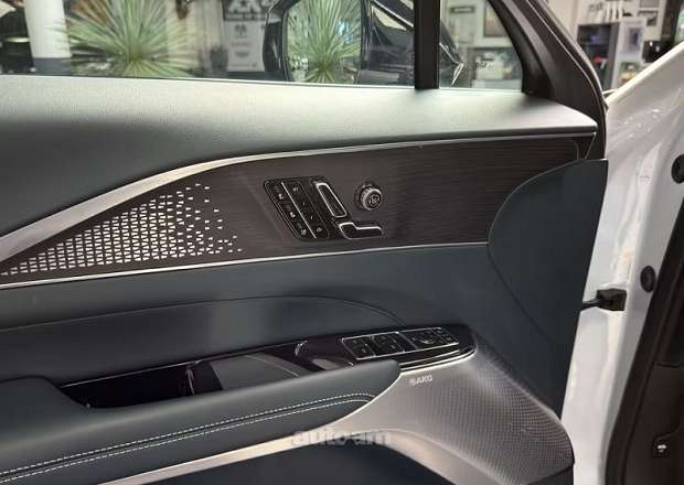 Cadillac Lyriq