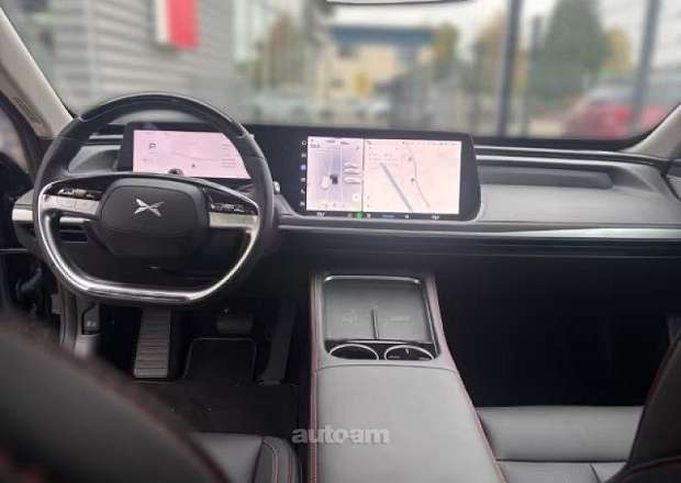 Xpeng P7