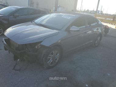 Hyundai Elantra  2019 