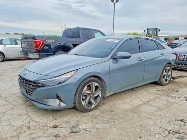 Hyundai Elantra  2020 