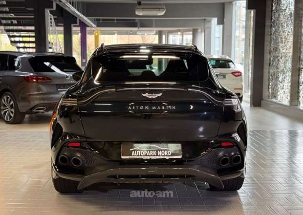 Aston Martin DBX