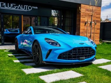 Aston Martin V8 Vantage  2024 
