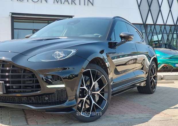 Aston Martin DBX
