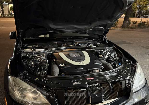 Mercedes-Benz S 550