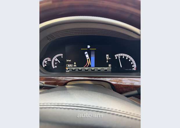 Mercedes-Benz S 550