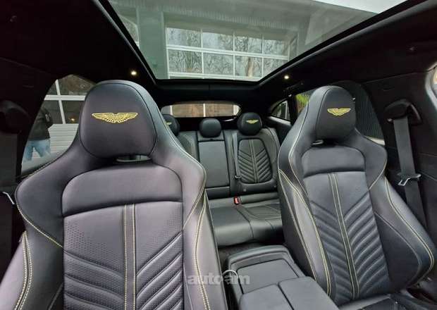 Aston Martin DBX