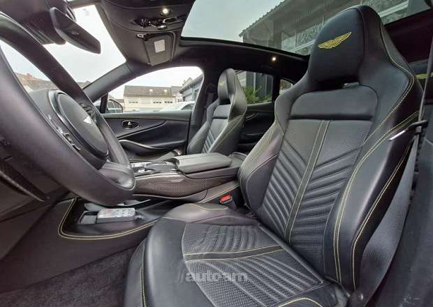 Aston Martin DBX