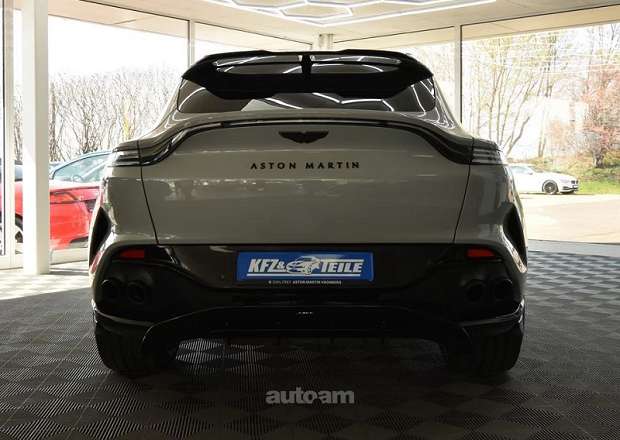 Aston Martin DBX