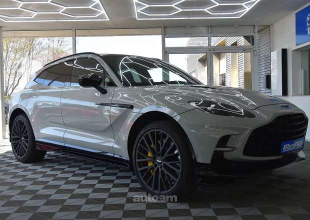 Aston Martin DBX