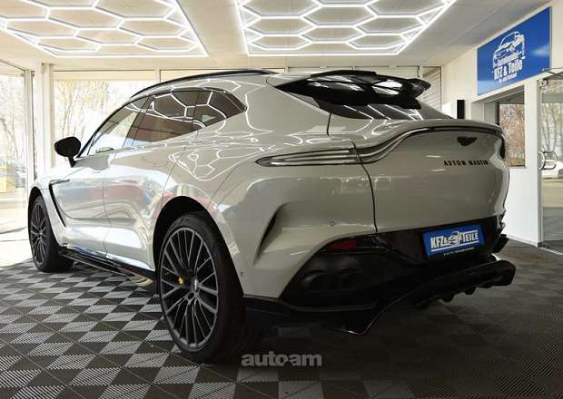 Aston Martin DBX