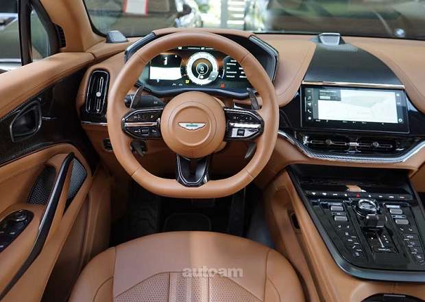 Aston Martin DBX
