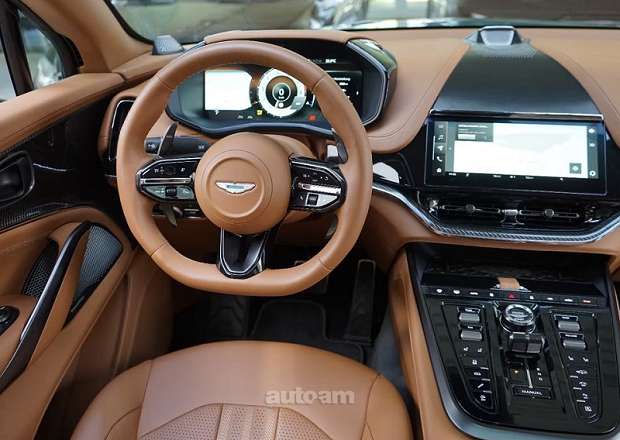 Aston Martin DBX