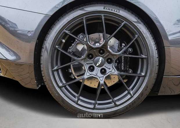 Aston Martin Vanguish