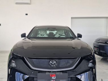 Mazda EZ-60  2025 