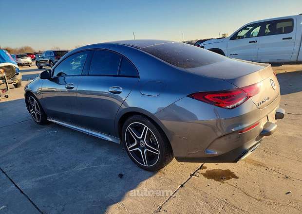 Mercedes-Benz CLA 250
