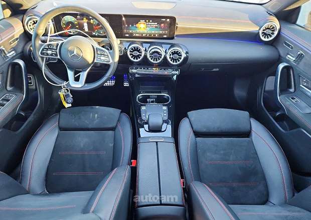 Mercedes-Benz CLA 250