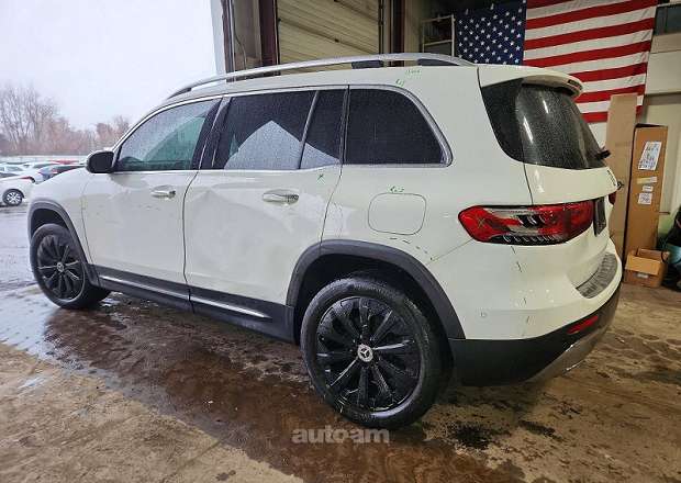 Mercedes-Benz GLB 250
