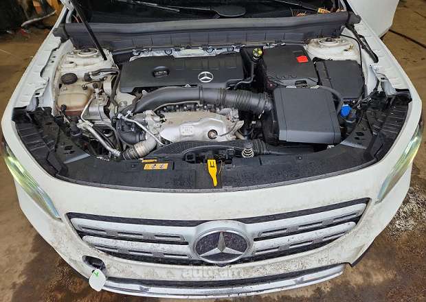 Mercedes-Benz GLB 250