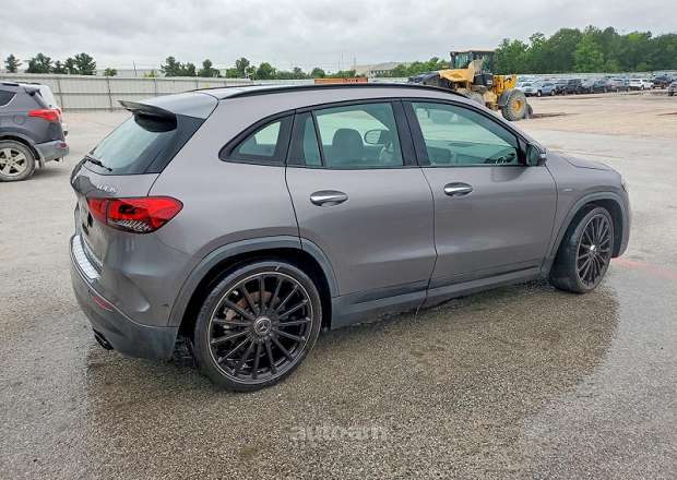 Mercedes-Benz GLA 35 AMG