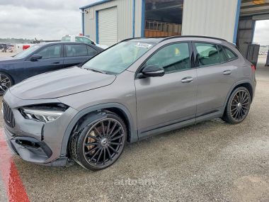 Mercedes-Benz GLA 35 AMG  2021 