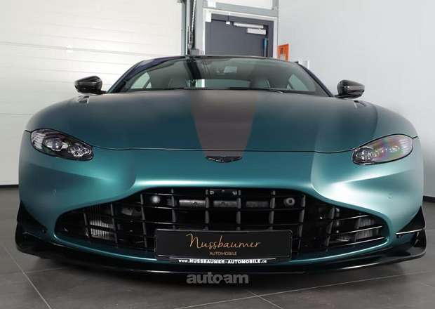 Aston Martin V8 Vantage