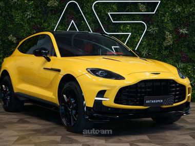 Aston Martin DBX  2023 