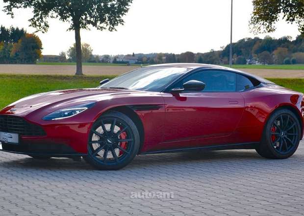 Aston Martin DB11