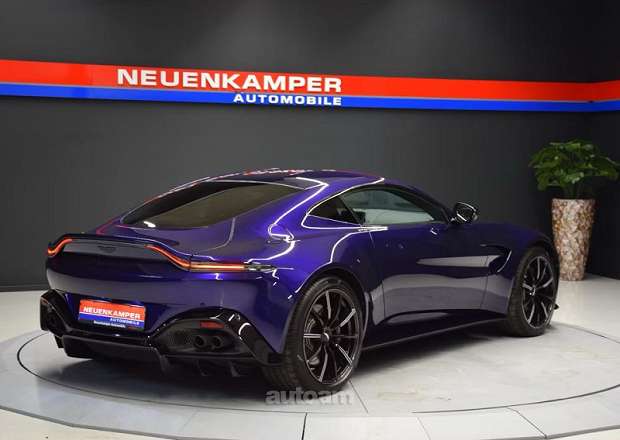 Aston Martin V8 Vantage