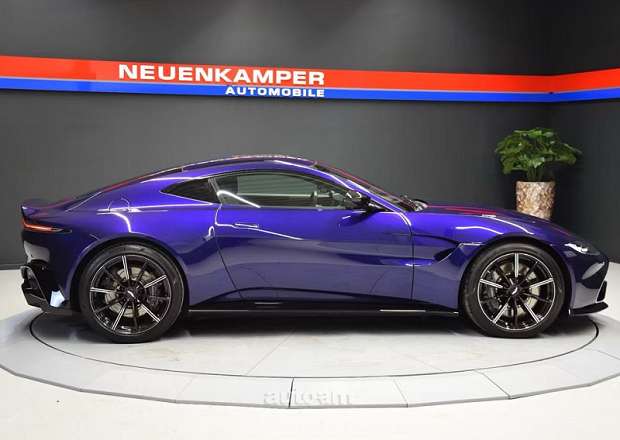 Aston Martin V8 Vantage